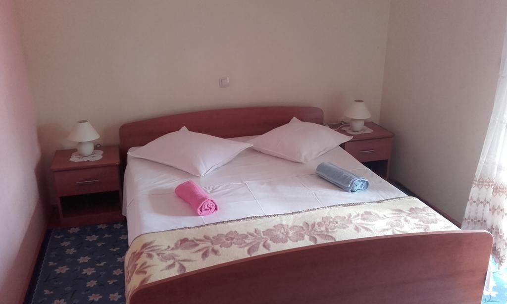 Apartments Ivka Omiš Zewnętrze zdjęcie